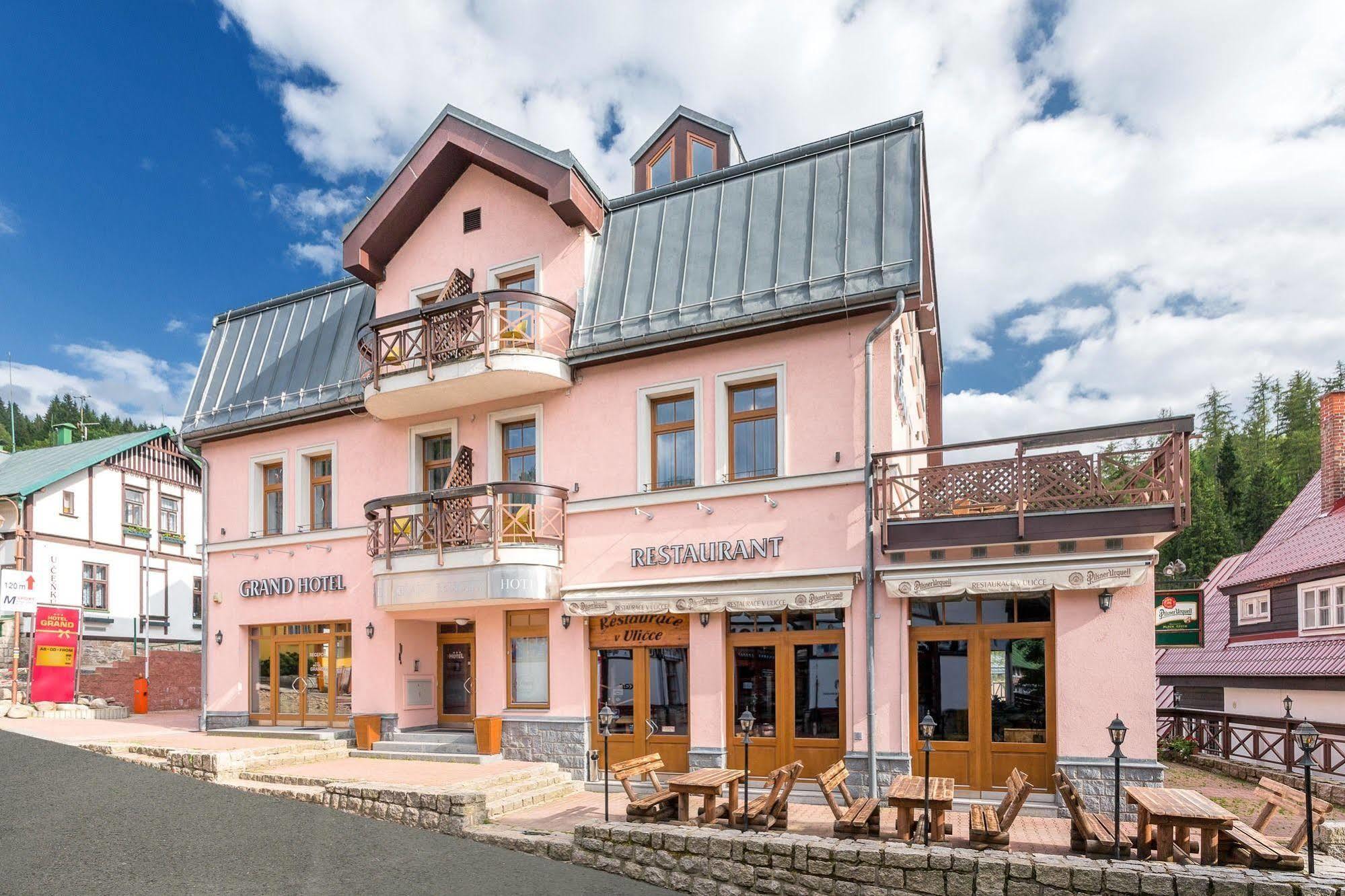 Wellness Hotel Grand Шпиндлерув-Млин Экстерьер фото